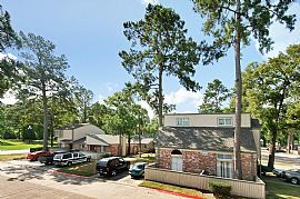 0 Bd/1 Bath Lake Houston Pines, The Righ in Houston, TX (Photo 3 of 5)