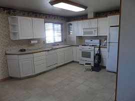 850 Orchard in Manteca, CA (Photo 2 of 5)
