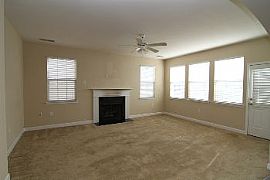 3 Br W/upgrades and Charm in Davis Lake-Ea in Charlotte, NC (Photo 4 of 5)