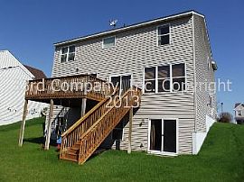 Single Family Rental Home in Shakopee in Shakopee, MN (Photo 2 of 5)