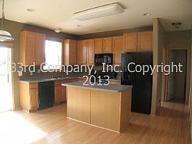 Single Family Rental Home in Shakopee in Shakopee, MN (Photo 3 of 5)