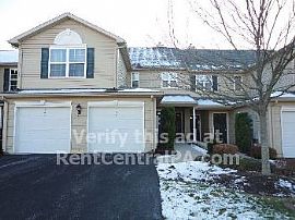 139 Oriole Ct in Brownstone, PA