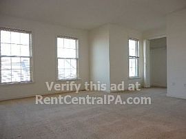 483 Sunday Dr in Chambers Hill, PA (Photo 5 of 5)