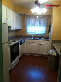 Just Reduced $699 Townhome on Kingsgate in Snellville, GA (Photo 2 of 5)