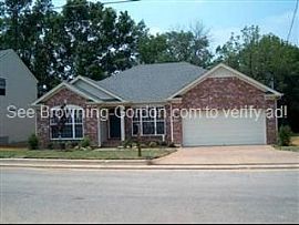 Lovely Home in The Established Long Hunt in Antioch, TN