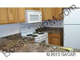 2 Bed 2.5 Bath Condo Rental in Gainesville, FL