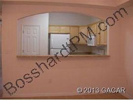 2 Bed 2.5 Bath Condo Rental in Gainesville, FL (Photo 3 of 4)