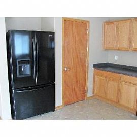 6012 Raleigh Cir in Castle Rock, CO (Photo 3 of 5)