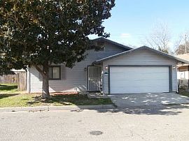 1219 Holt 1/2 Off The 1st Months Rent! in Stockton, CA