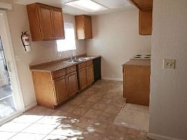 8003, 8005 and 8007 Montgomery 1/2 Off The in Stockton, CA (Photo 3 of 5)