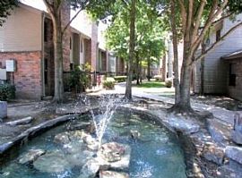 2 Bd/2 Bath Woodbridge Crossing Offers O in Houston, TX