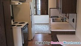 Charmed!! Highland Park Neighborhood - S in Saint Paul, MN (Photo 5 of 5)