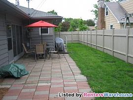 Beautiful 4 Bedroom Home in a Great Loca in Minneapolis, MN (Photo 2 of 5)