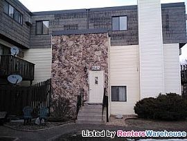 Great Updated 2bd/1ba Condo in Brooklyn in Brooklyn Center, MN