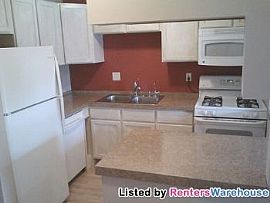 Great Updated 2bd/1ba Condo in Brooklyn in Brooklyn Center, MN (Photo 2 of 5)