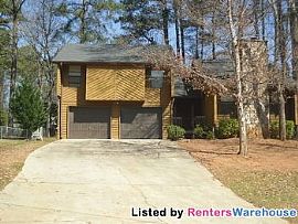 Spacious 3 Bedroom, Ready to Rent in Sto in Stone Mountain, GA