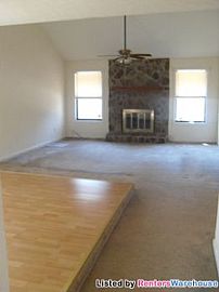 Spacious 3 Bedroom, Ready to Rent in Sto in Stone Mountain, GA (Photo 3 of 5)