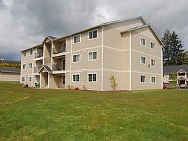 2 Bd/1 Bath Beautiful 2 Bedroom Apartmen in Centralia, WA (Photo 3 of 5)