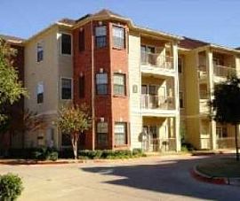 Great Location Near Major Employers in Cockrell Hill, TX