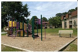 2 Bd/1 Bath Laurel, Md Apts with Washer And in Laurel, MD (Photo 4 of 5)