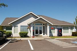 2 Bd/1 Bath in Moses Lake with Washer and Dr in Mae, WA (Photo 5 of 5)