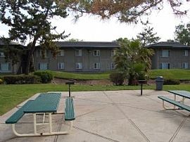 2 Bd/1 Bath 1 Bed with Ceiling Fans, Dispo in Stockton, CA (Photo 5 of 5)