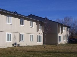 2 Bd/1 Bath 1 Bed 1 Bath Near Susanville in California Conservation Cent, CA (Photo 2 of 5)