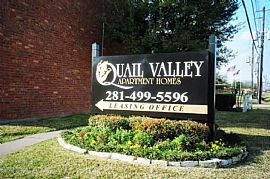 2 Bd/2 Bath 1 Bed 1 Bath with Low Deposit, in Missouri City, TX (Photo 2 of 5)