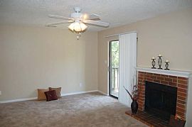 1 Bd/1 Bath Free Gym Membership and Comp in Huntsville, AL (Photo 3 of 5)