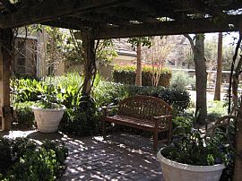 1 Bd/1 Bath Newly Renovated Interiors W/ in Austin, TX (Photo 2 of 5)