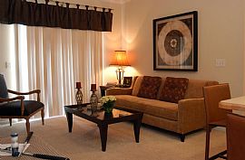 3 Bd/2 Bath Putting Green, Carports, and R in Cedar Park, TX (Photo 4 of 5)