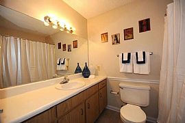 2 Bd/2 Bath Access to Highway 247! Luxur in Warner Robins, GA (Photo 3 of 5)