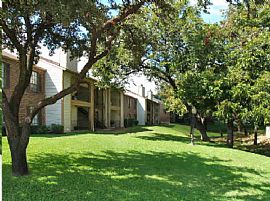 2 Bd/2 Bath Arbor Creek Offers a Selecti in Lewisville, TX (Photo 3 of 5)