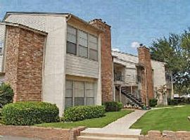 2 Bd/2 Bath Preston Greens Offers One An in Dallas, TX