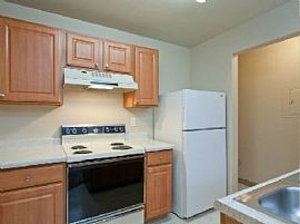 2 Bd/1 Bath Stillwater Offers One and Tw in Murray, UT (Photo 2 of 5)