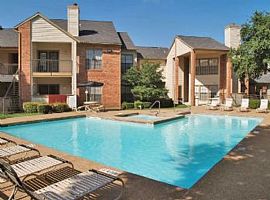 2 Bd/2 Bath Summer Meadows Offers Spacio in Plano, TX