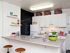 2 Bd/2 Bath Studio in Nob Hill with Flex in San Francisco, CA (Photo 4 of 5)