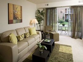 2 Bd/2 Bath Beautifully Appointed Garden in Audubon, PA (Photo 2 of 5)