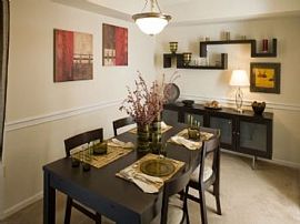 2 Bd/2 Bath Beautifully Appointed Garden in Audubon, PA (Photo 3 of 5)