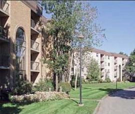 Shrewsbury 2 Bed in Great School Distric in Edgemere, MA