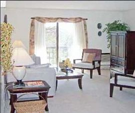 Shrewsbury 2 Bed in Great School Distric in Edgemere, MA (Photo 2 of 5)