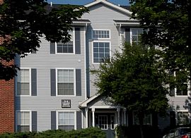 2 Bd/2 Bath Convenient to Major Highways in Hartford, CT (Photo 5 of 5)