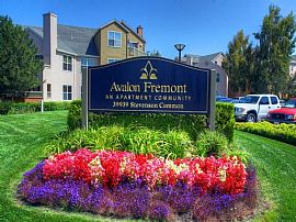 2 Bd/2 Bath Great Location Near Parks, S in Fremont, CA (Photo 2 of 5)