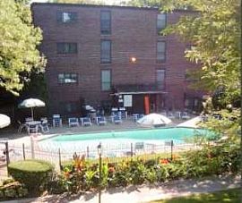 2 Bedroom with Fitness Center, Pool and Balc in Marina Bay, MA (Photo 3 of 5)