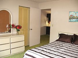 1 Furnished Bedroom Apartment For $450 in Hudson, FL (Photo 4 of 5)