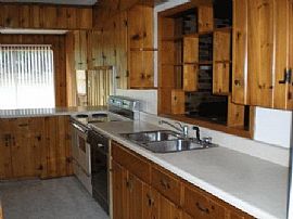 3 Bd/2 Ba Home For Rent in Asheville, NC (Photo 4 of 5)