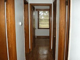 3 Bd/2 Ba Home For Rent in Asheville, NC (Photo 5 of 5)