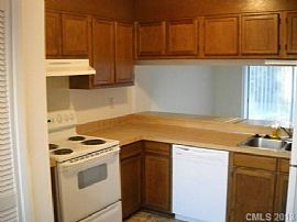 A Very Nice Home in Charlotte, NC (Photo 4 of 7)