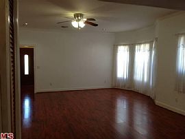 3bd House in Los Angeles, CA (Photo 7 of 10)