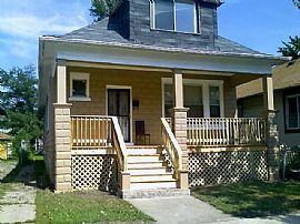 5bd / 2ba House in Roseland  in Chicago, IL (Photo 2 of 9)